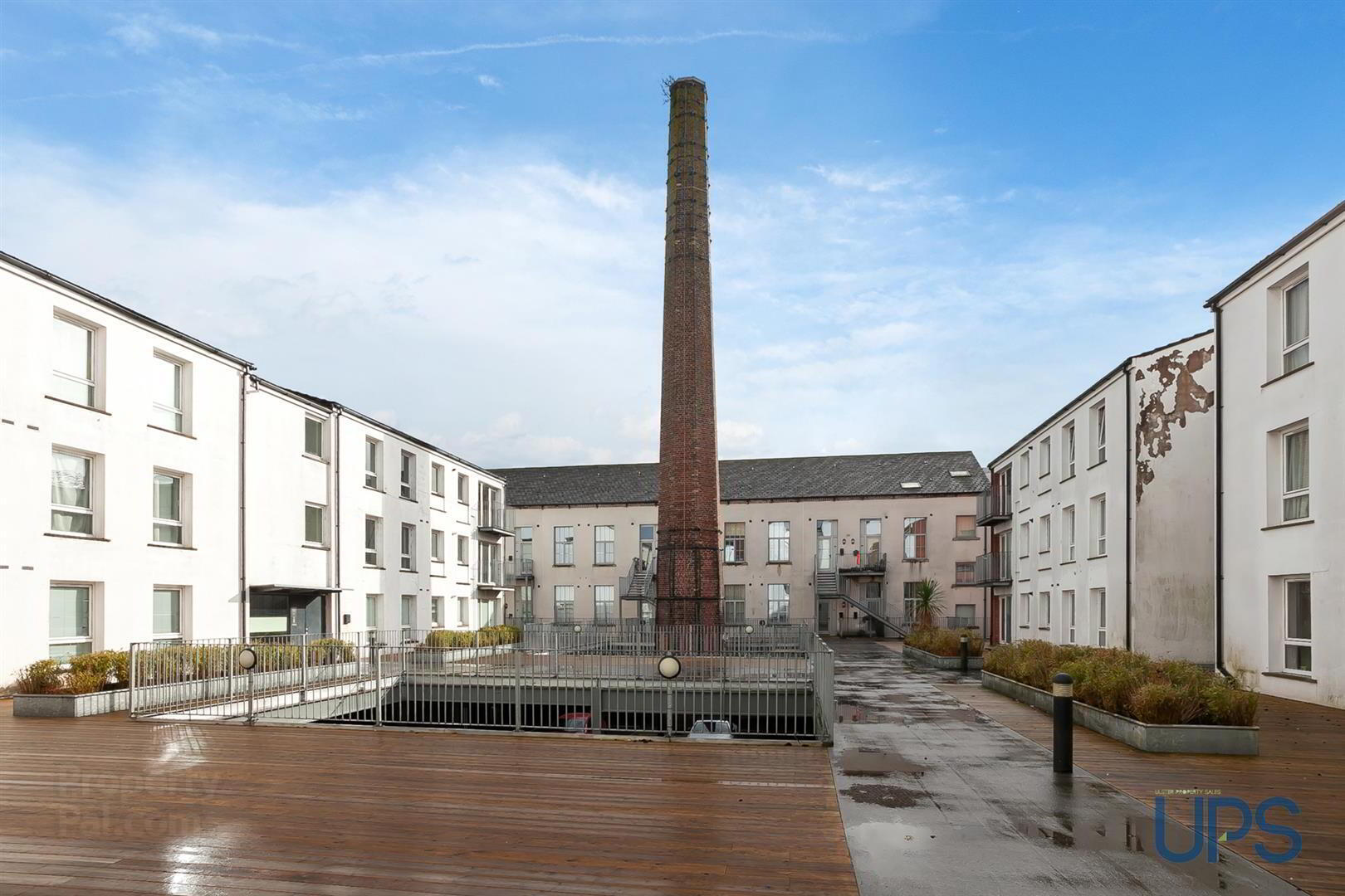 Apt 5 The Campbell Building, Falls Road / Clonard St 17 of 22