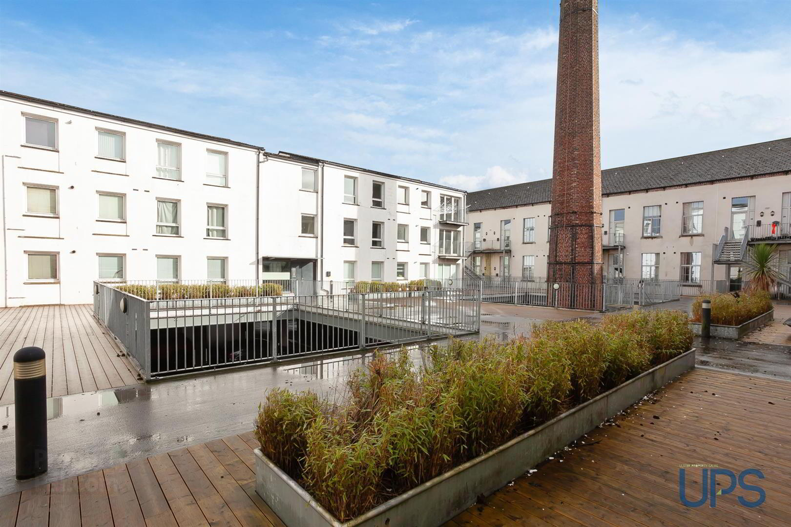 Apt 5 The Campbell Building, Falls Road / Clonard St 18 of 22