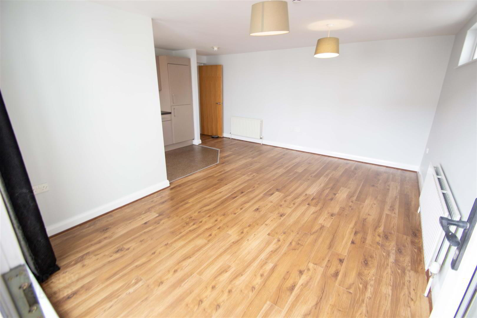 Apt 5 The Campbell Building, Falls Road / Clonard St 7 of 22