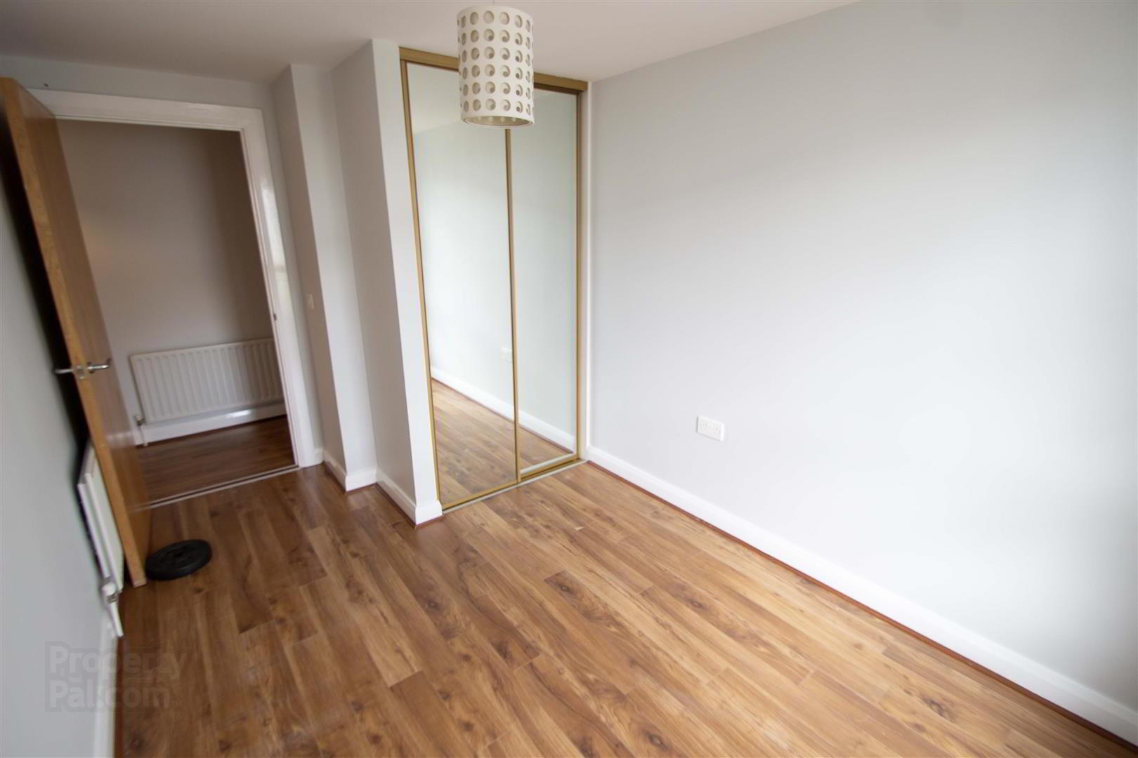 Apt 5 The Campbell Building, Falls Road / Clonard St 11 of 22