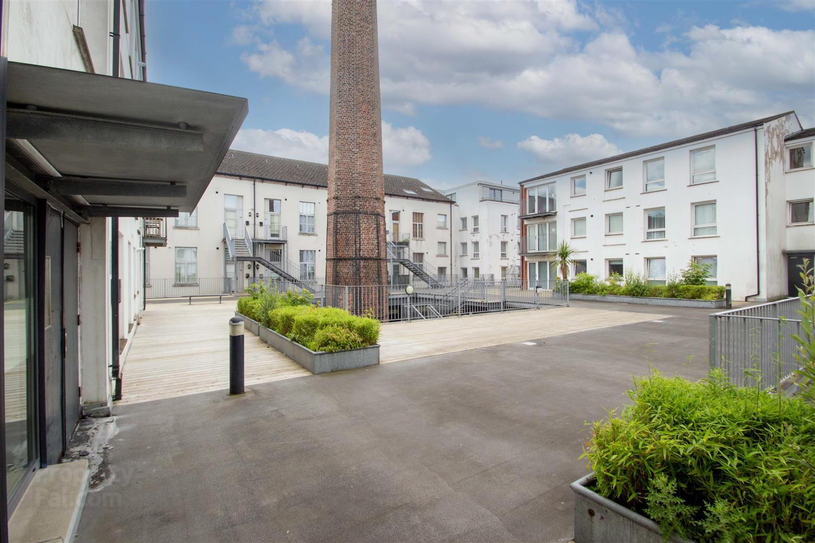 Apt 5 The Campbell Building, Falls Road / Clonard St 14 of 22