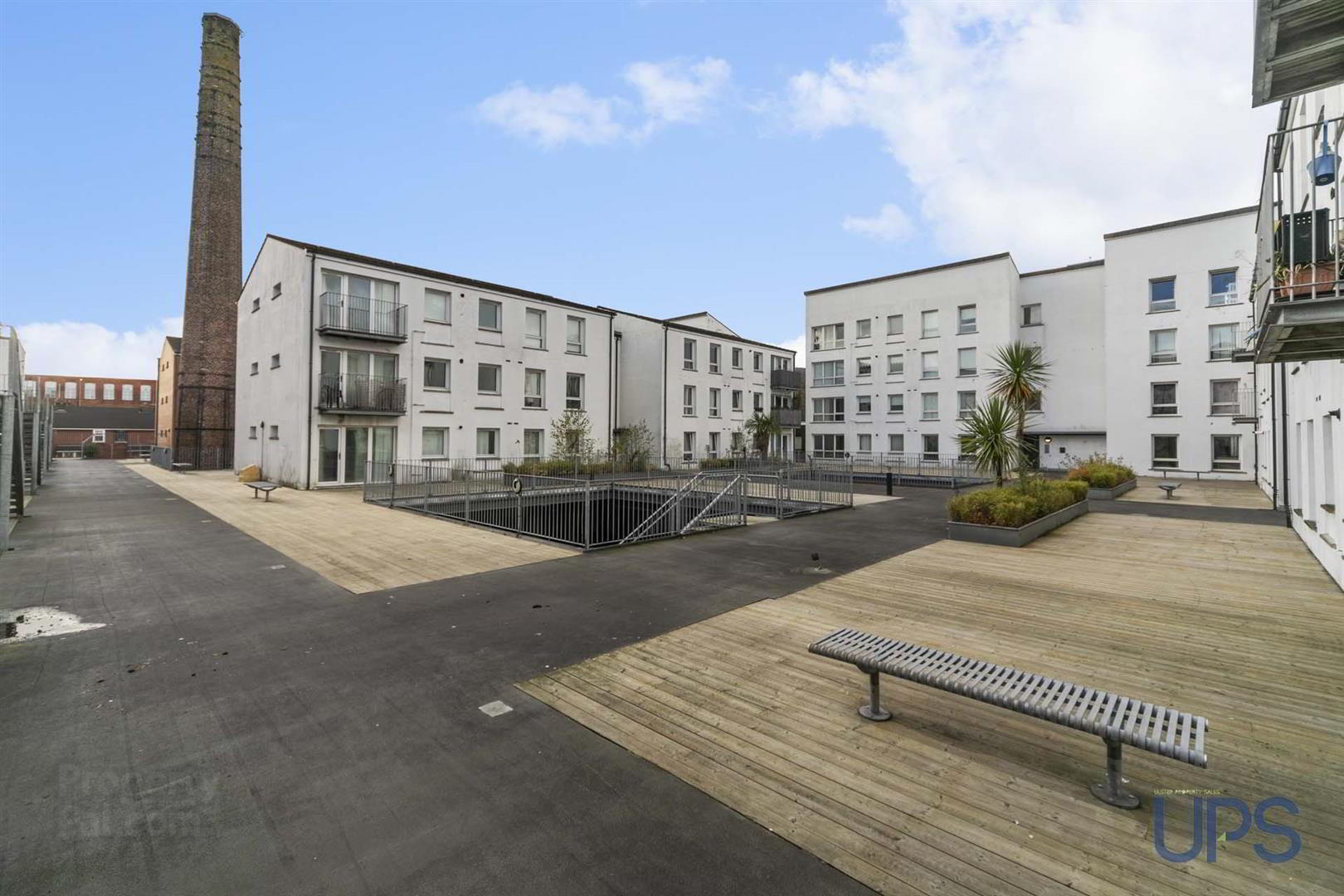 Apt 5 The Campbell Building, Falls Road / Clonard St 19 of 22
