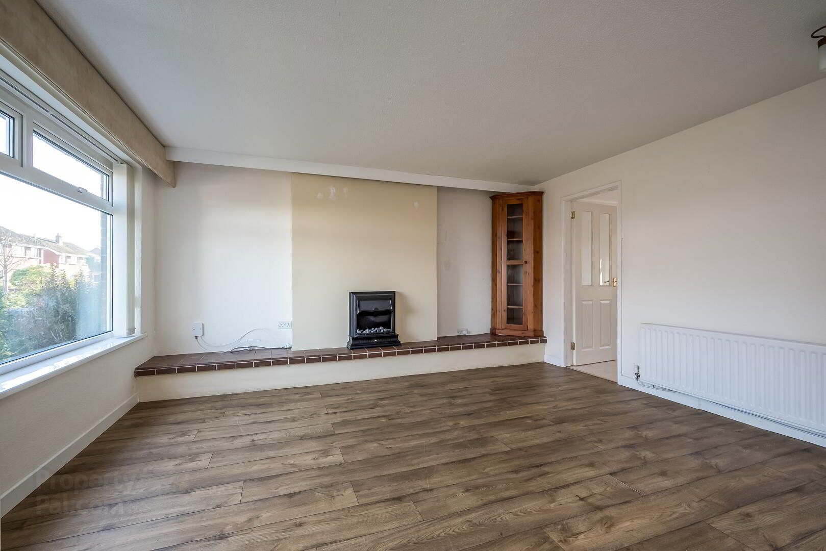 64 Downview Road 7 of 25