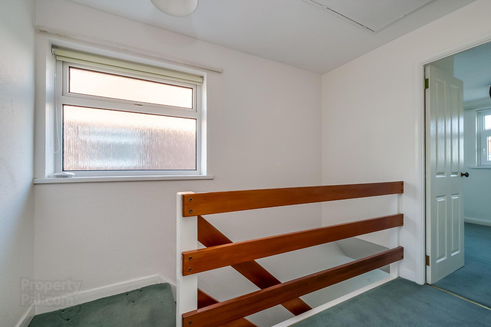 64 Downview Road 13 of 25