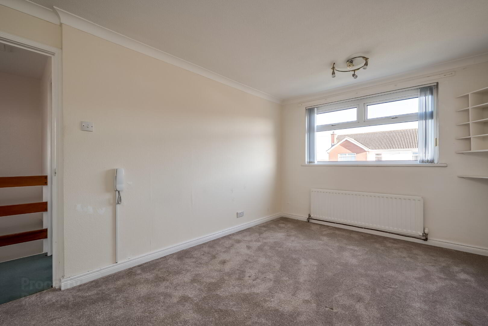64 Downview Road 16 of 25