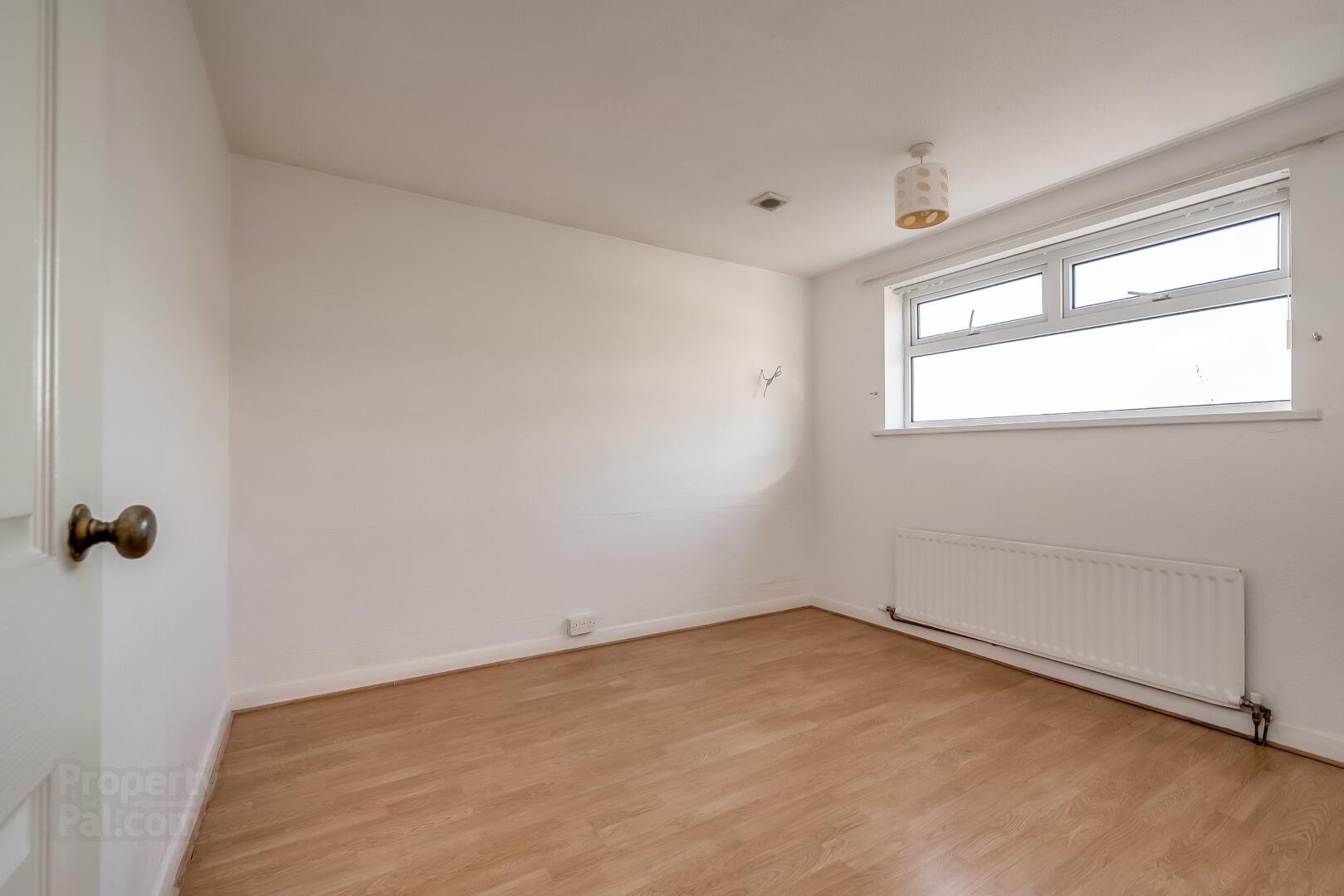 64 Downview Road 18 of 25