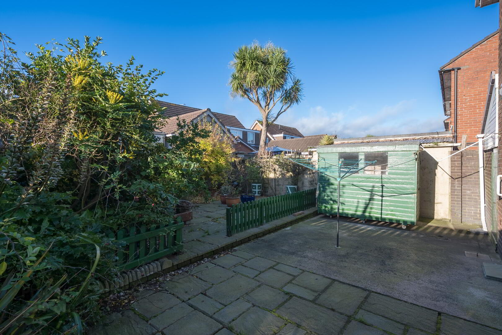 64 Downview Road 23 of 25