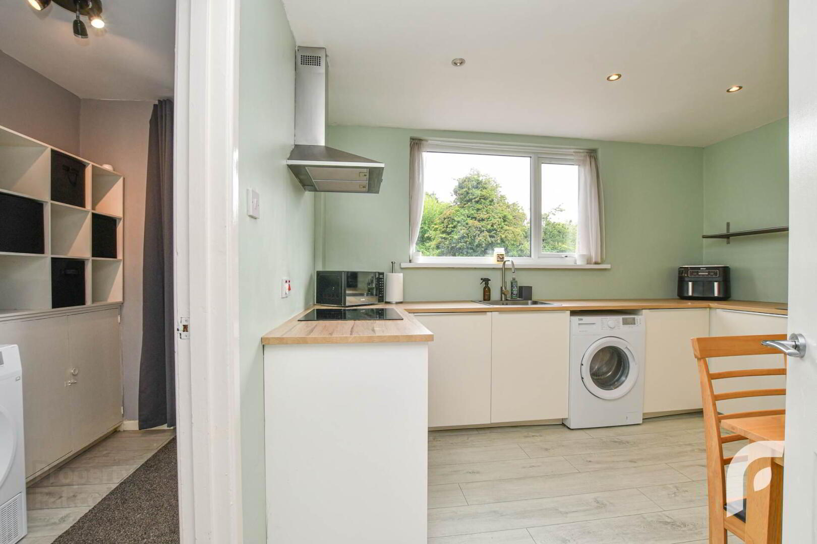 19 Monkstown Gardens 14 of 32