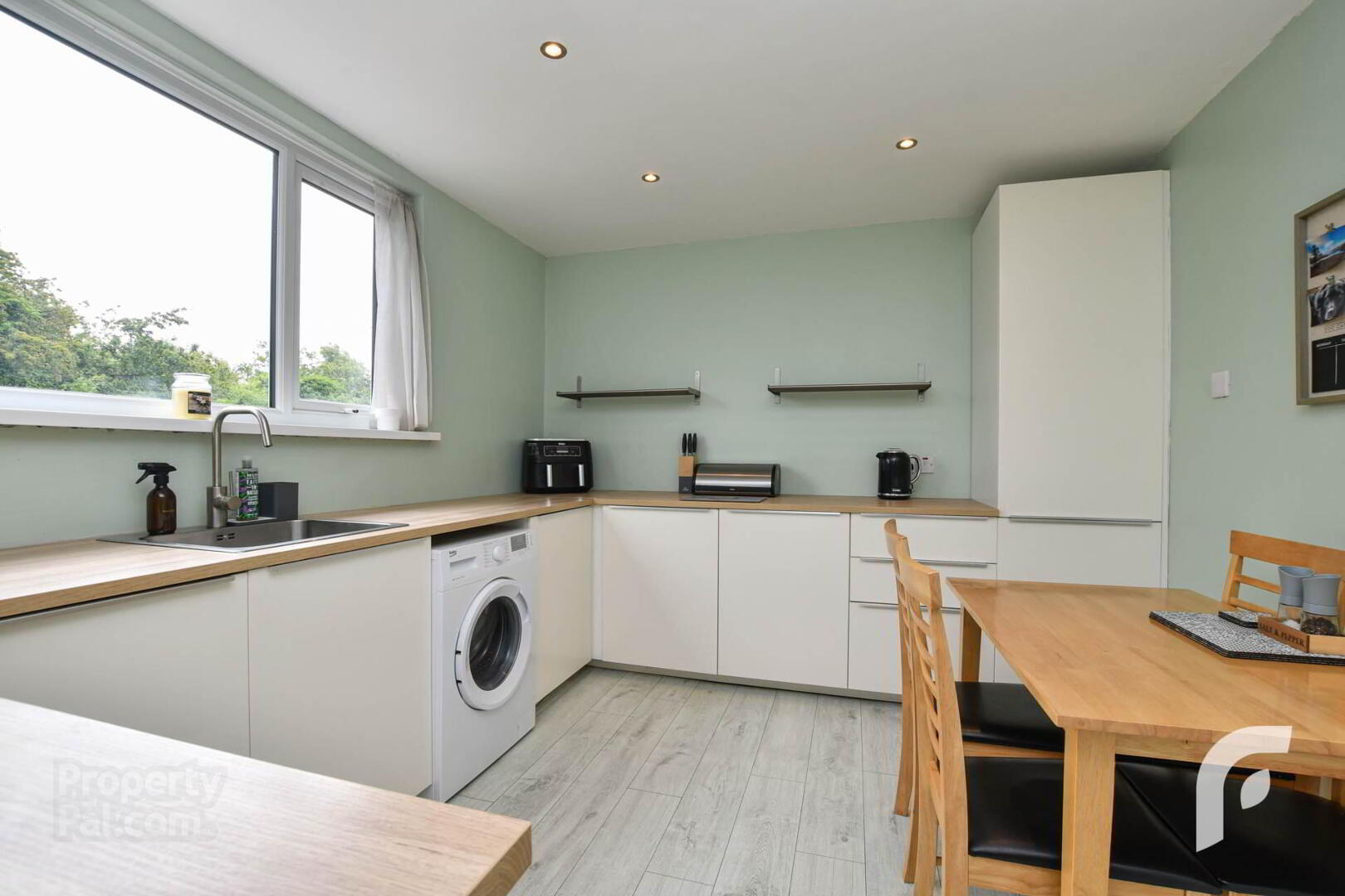 19 Monkstown Gardens 16 of 32