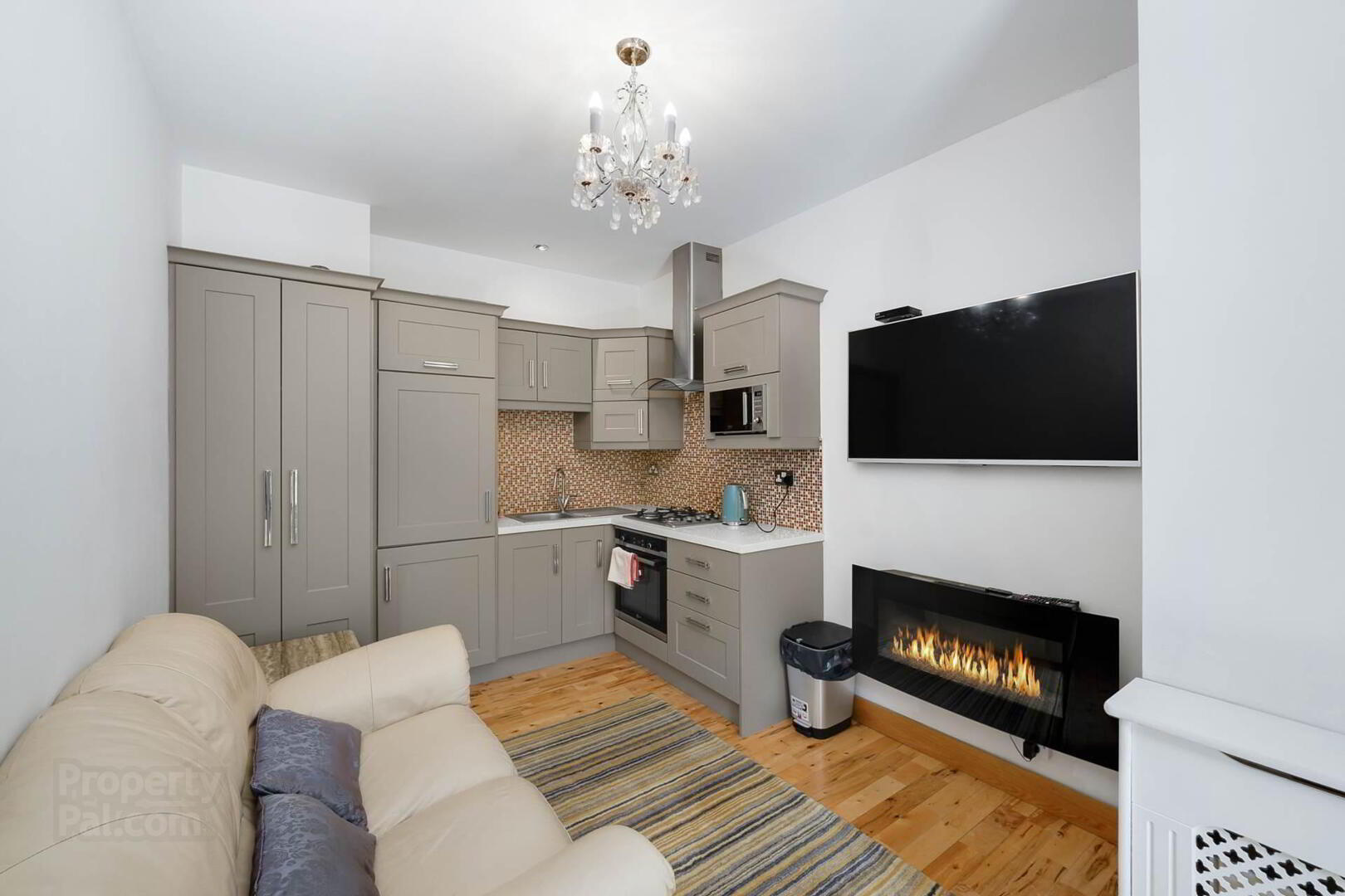 4 Glebe Wood 38 of 65
