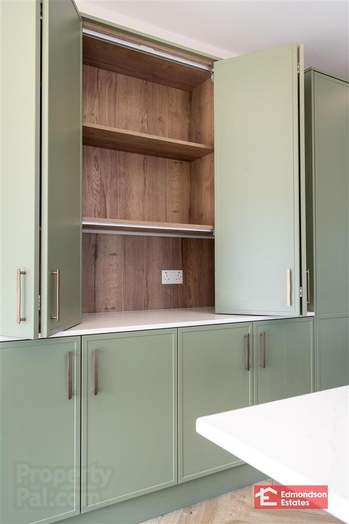 The Chalfield, Site 2 Finlay Hall 13 of 52