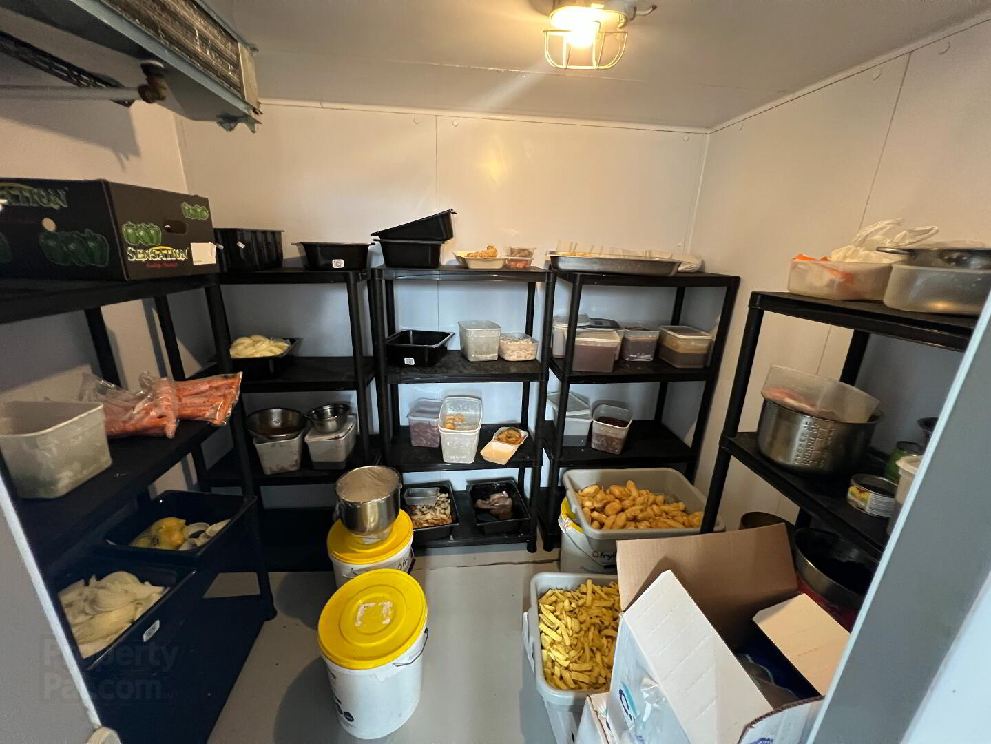 Hot Food Takeaway Unit, 113 Washingbay Road 6 of 13