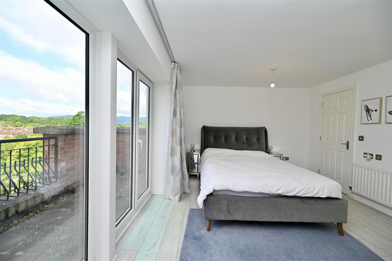 Apartment 13 Meadow House 47 The Boulevard 13 of 22