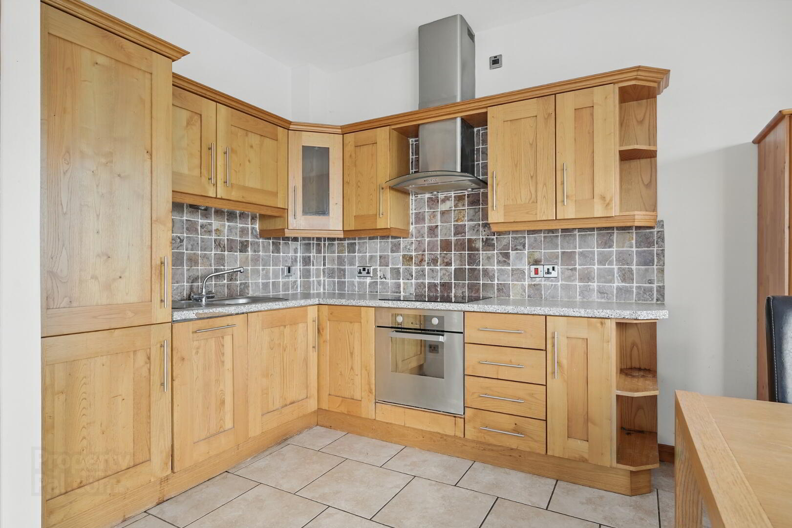 5 Ravenhill Reach Mews 14 of 27