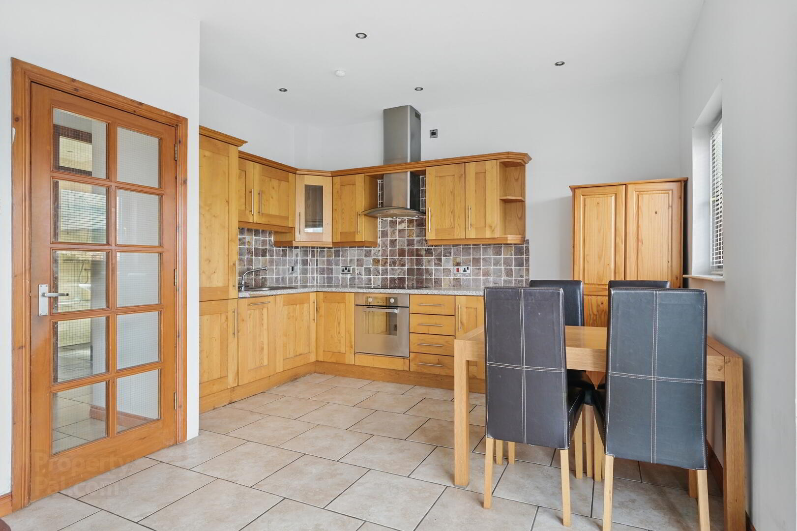 5 Ravenhill Reach Mews 7 of 27