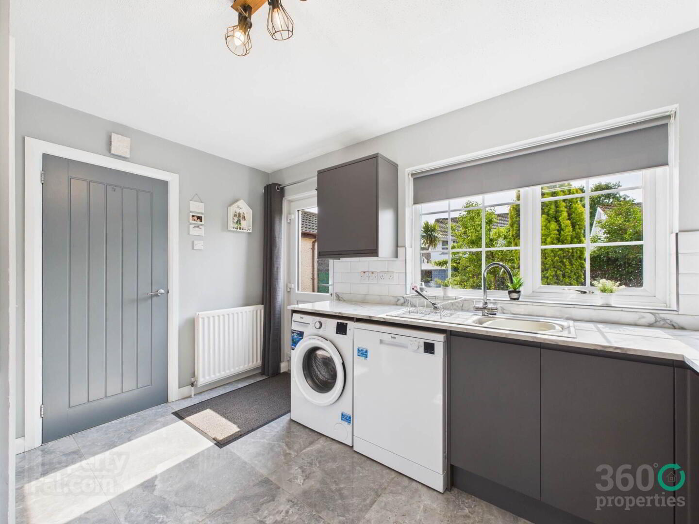 26 Dunfane Park 3 of 19