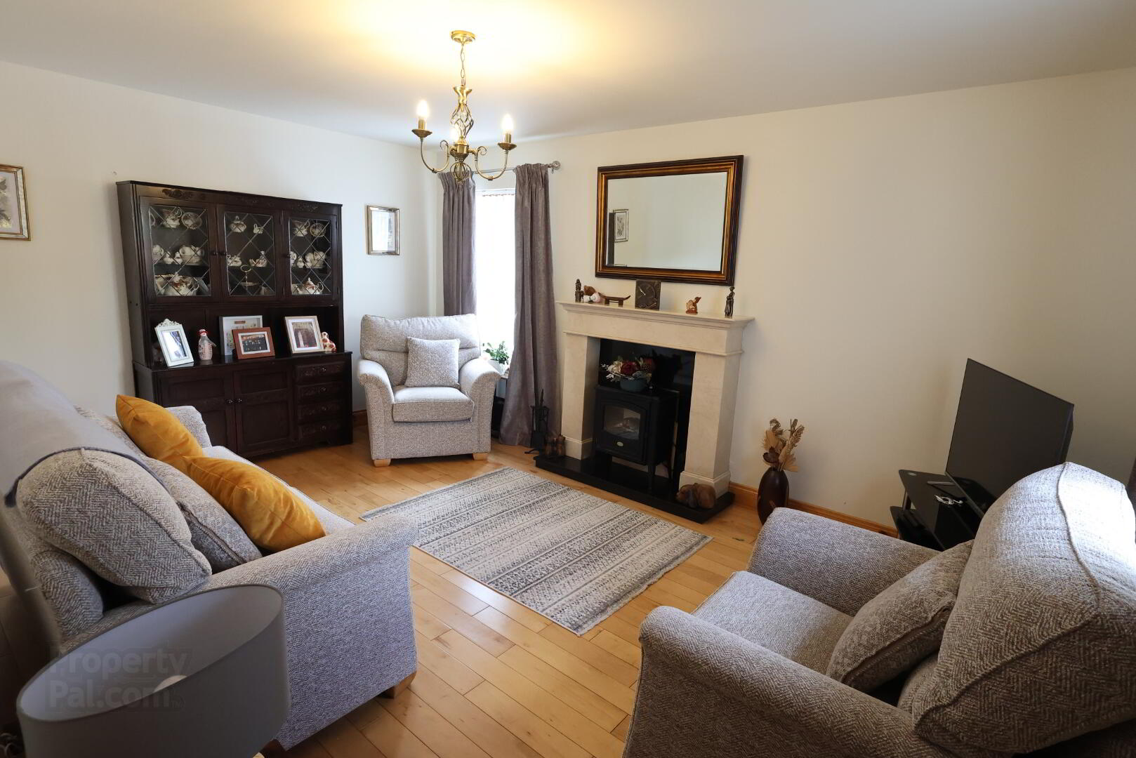12a Tullywiggan Cottages 4 of 22