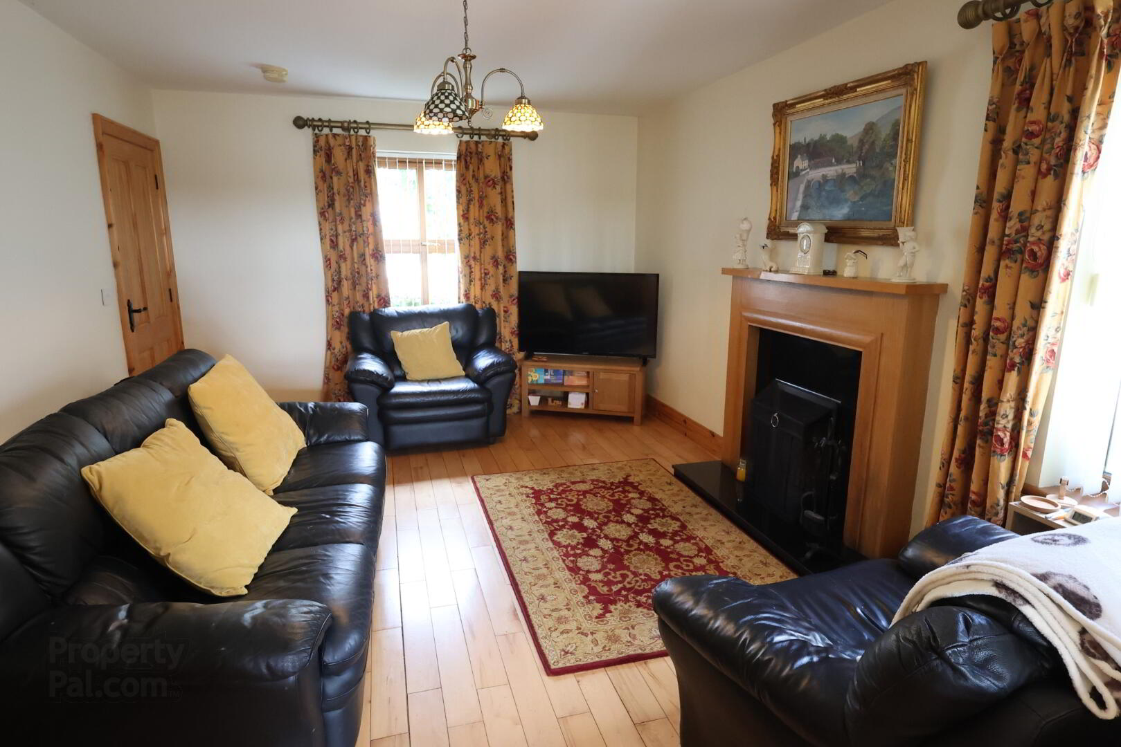 12a Tullywiggan Cottages 3 of 22