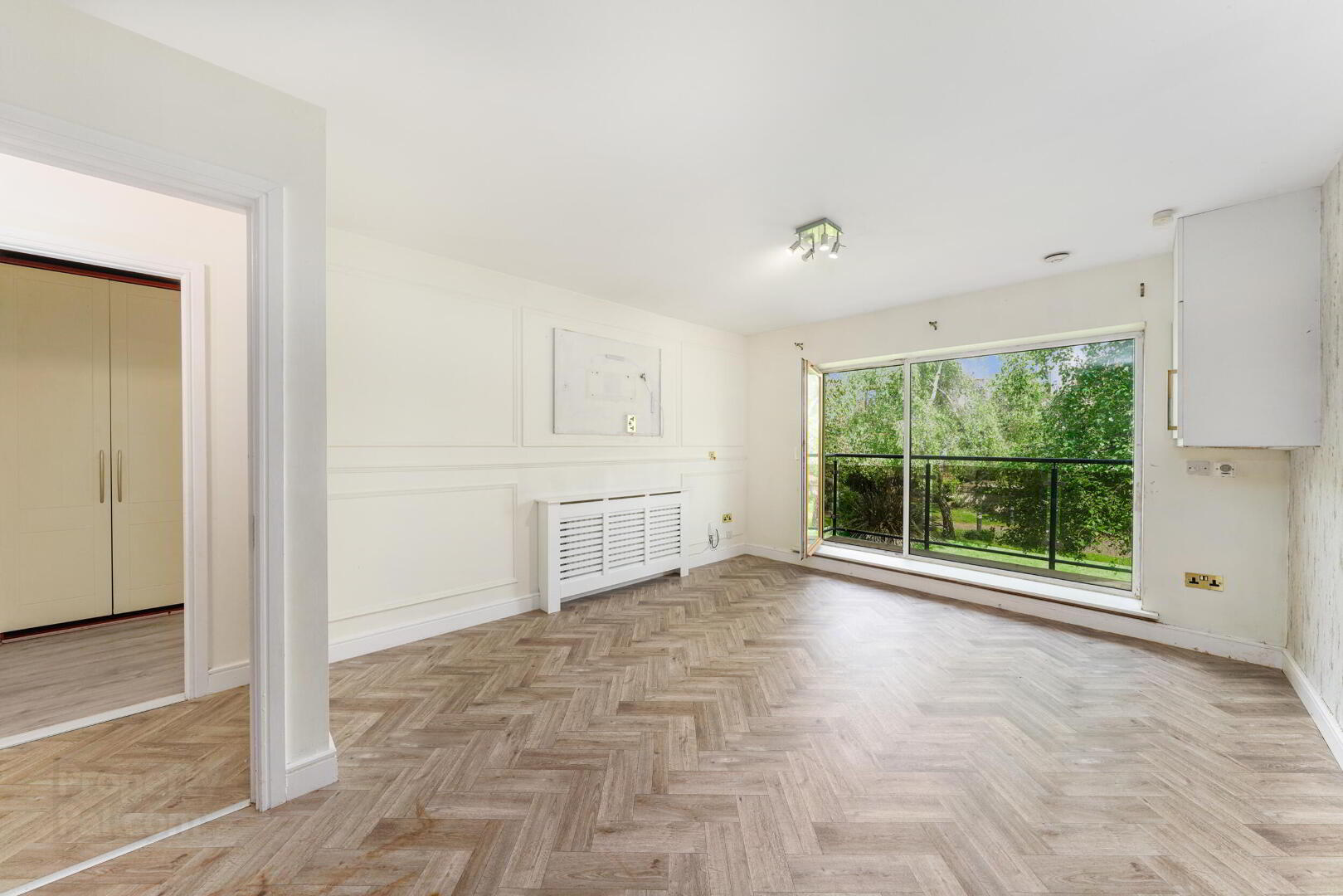 Apartment 106 Hampton Wood Avenue 5 of 22