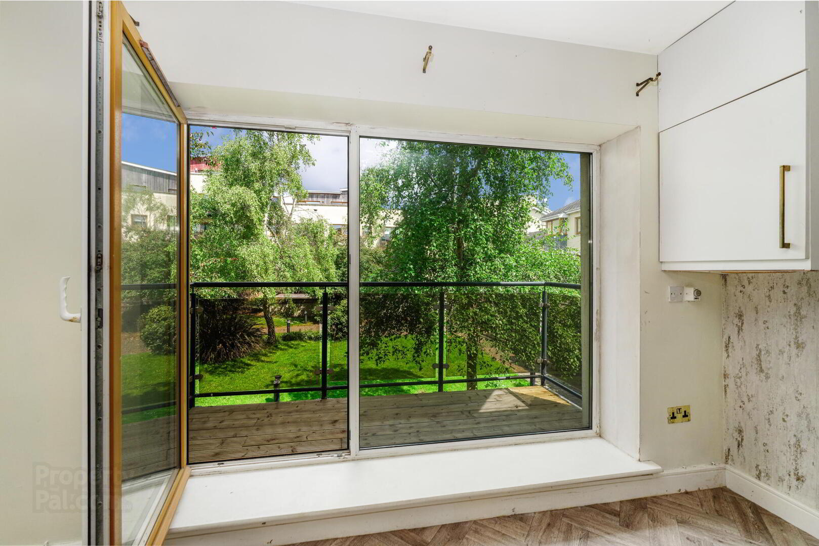 Apartment 106 Hampton Wood Avenue 18 of 22