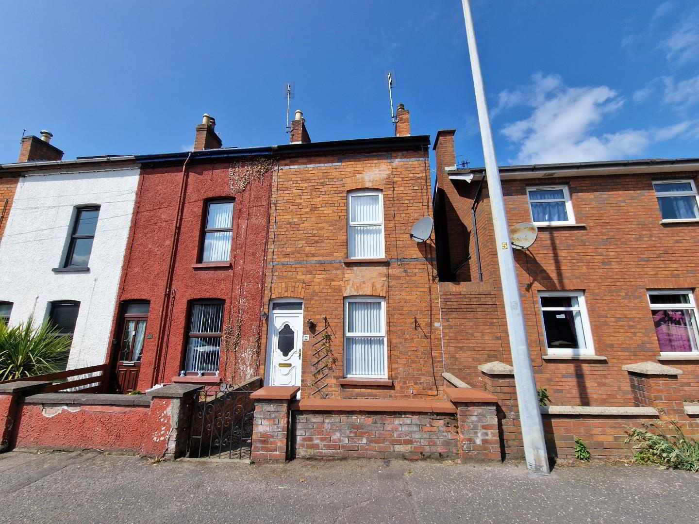 12 Crawfordsburn Road 1 of 18