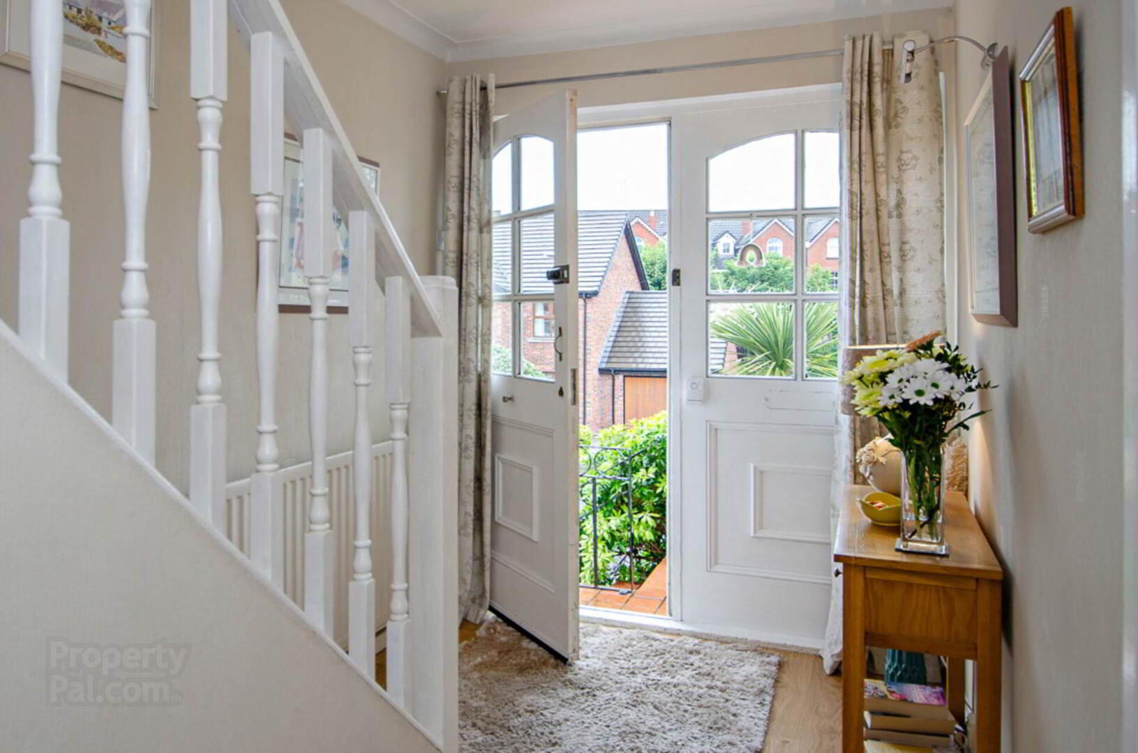 19 Abbey Park 3 of 41