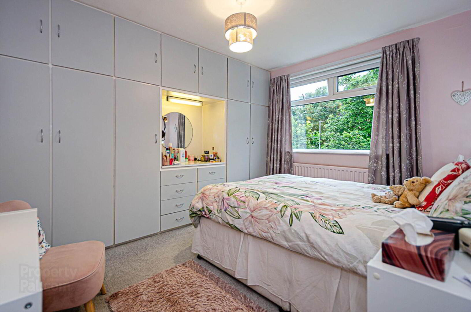 19 Abbey Park 22 of 41