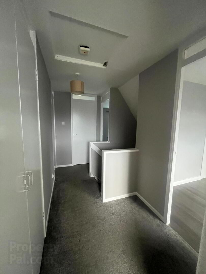 154 Carlton Drive 16 of 33
