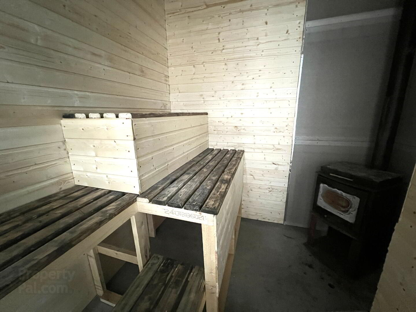 New Build Gym 7 of 13
