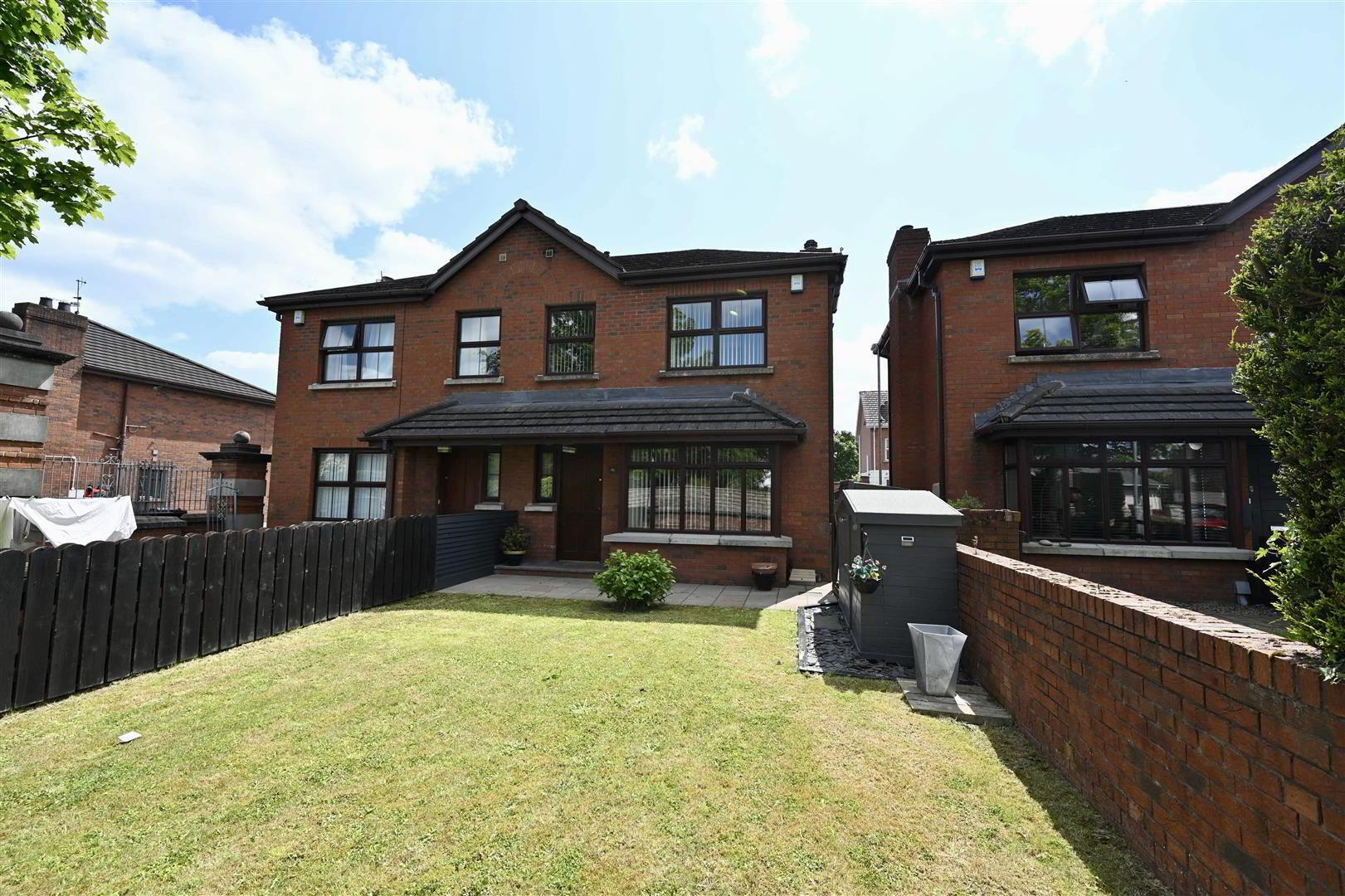 Apt 18c, Hillsborough Road 1 of 10