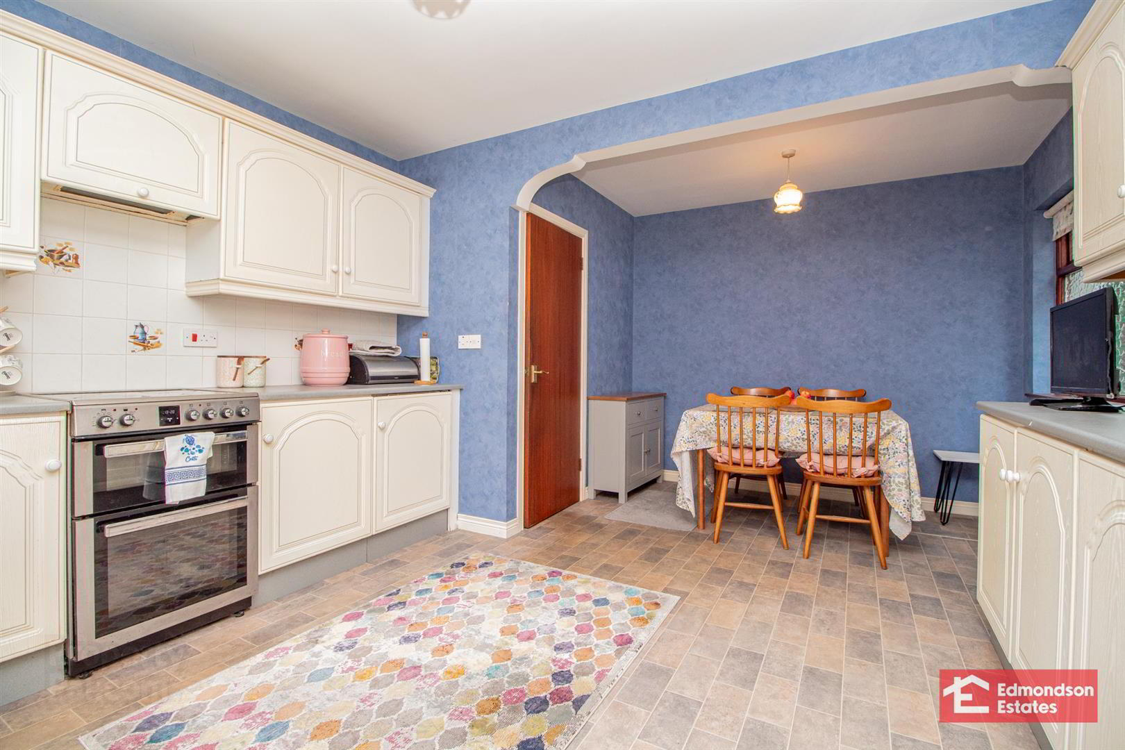 12 Brookleigh Heights 11 of 33