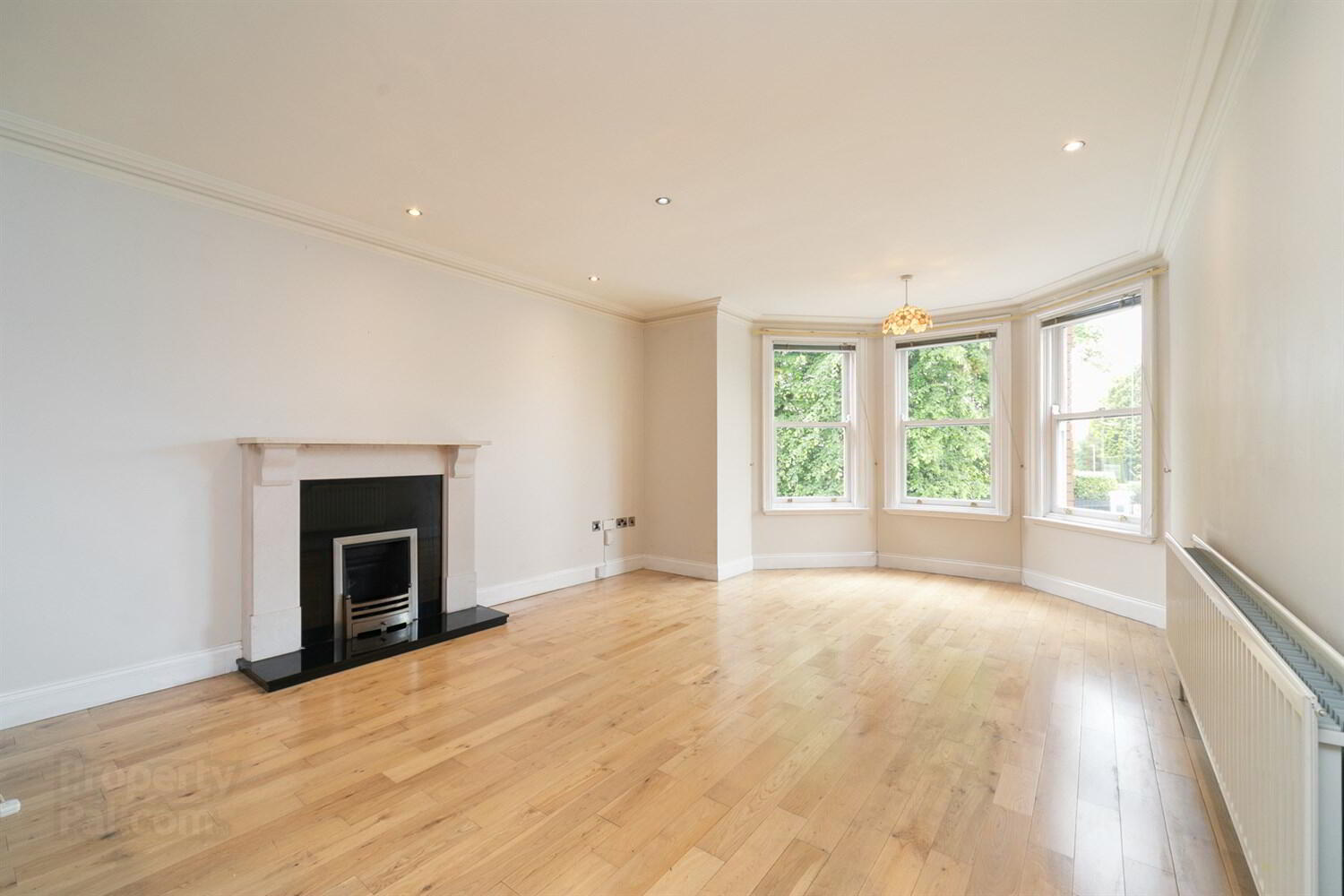 Apt 5 Balmoral View, 96 Balmoral Avenue 6 of 20