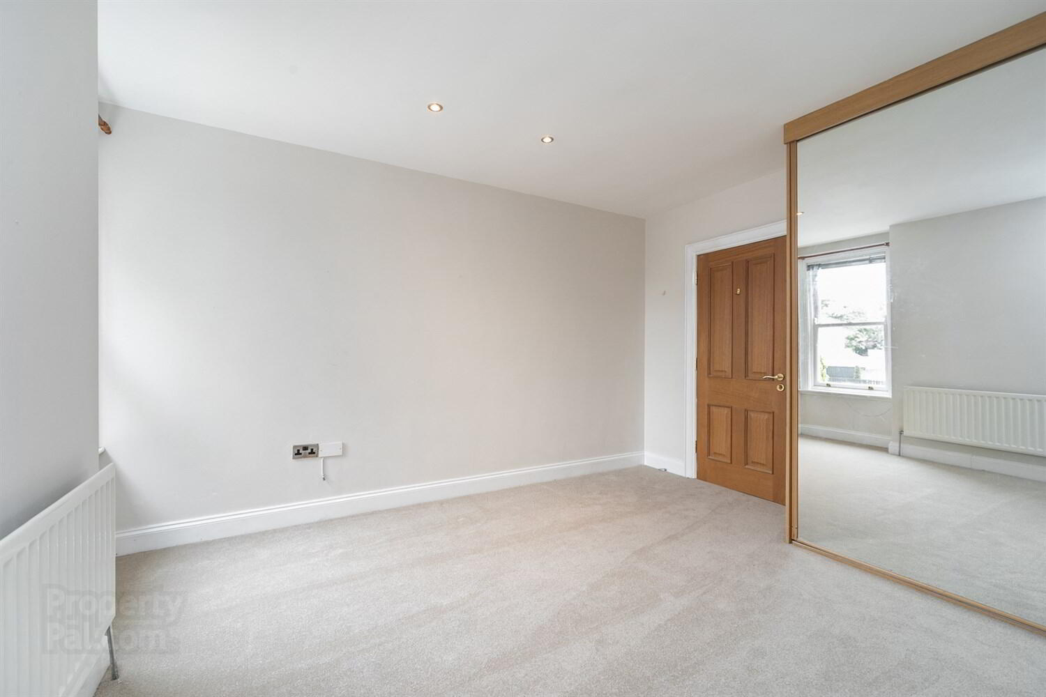 Apt 5 Balmoral View, 96 Balmoral Avenue 13 of 20