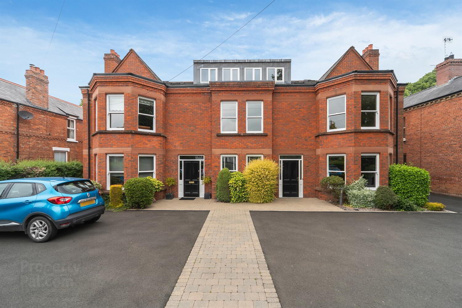 Apt 5 Balmoral View, 96 Balmoral Avenue 1 of 20