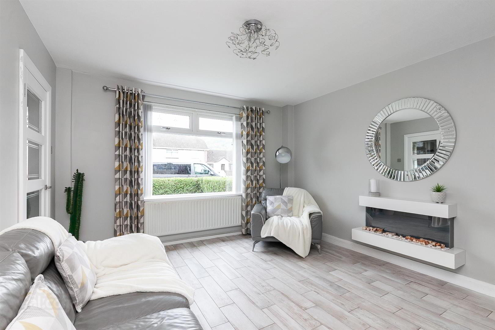 3 Glanroy Crescent 5 of 22