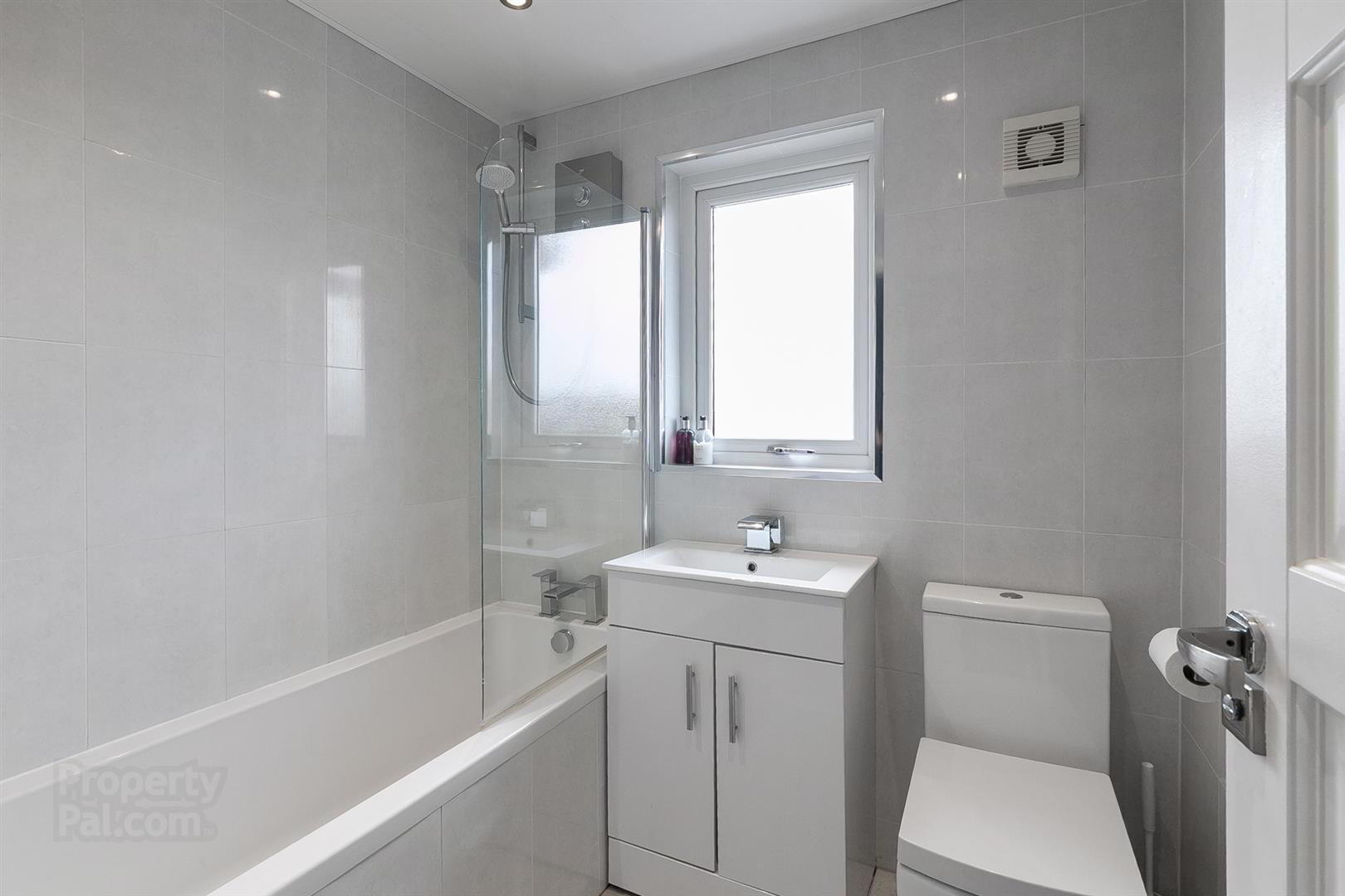 3 Glanroy Crescent 18 of 22