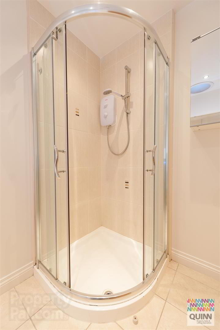 Apt 2, 46 - 56 Windmill Street 9 of 11