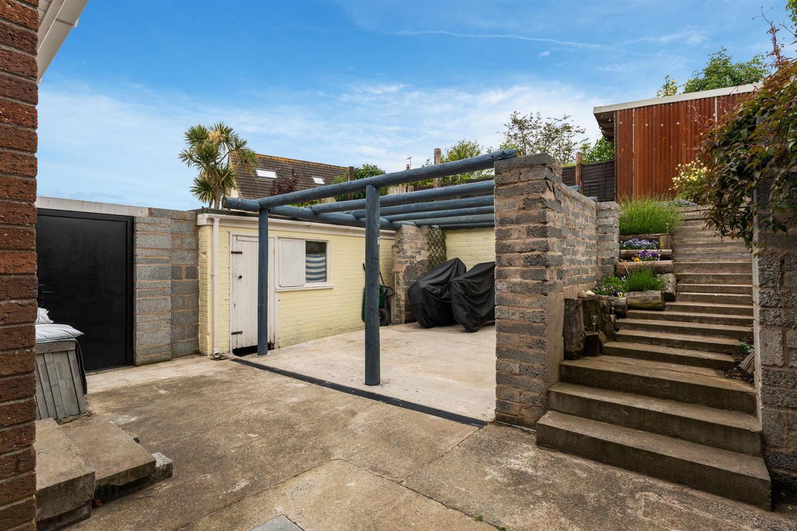 37 Sherwood Road 21 of 29