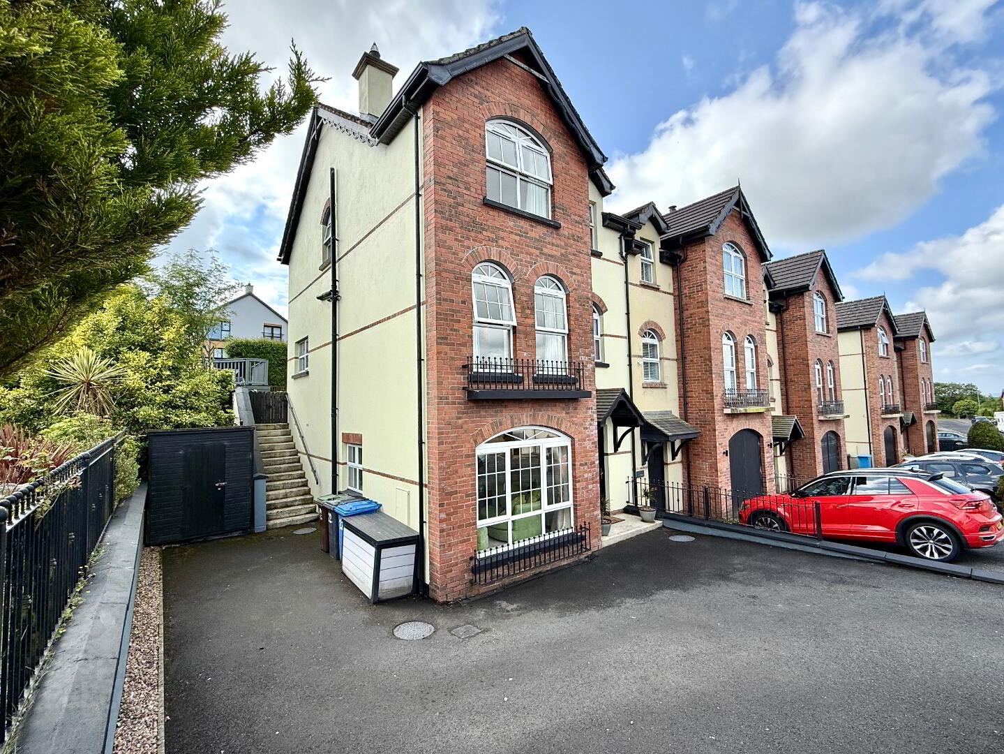 property description image
