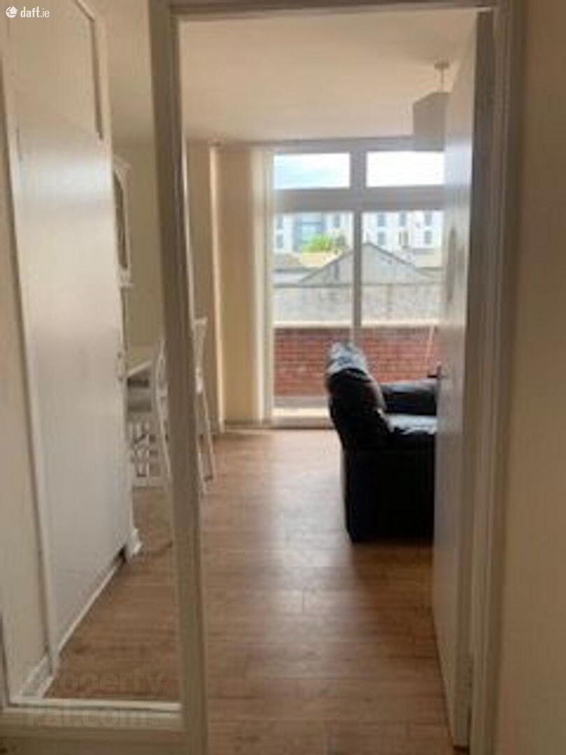 Apartment 3 16 Magennis Place 3 of 10