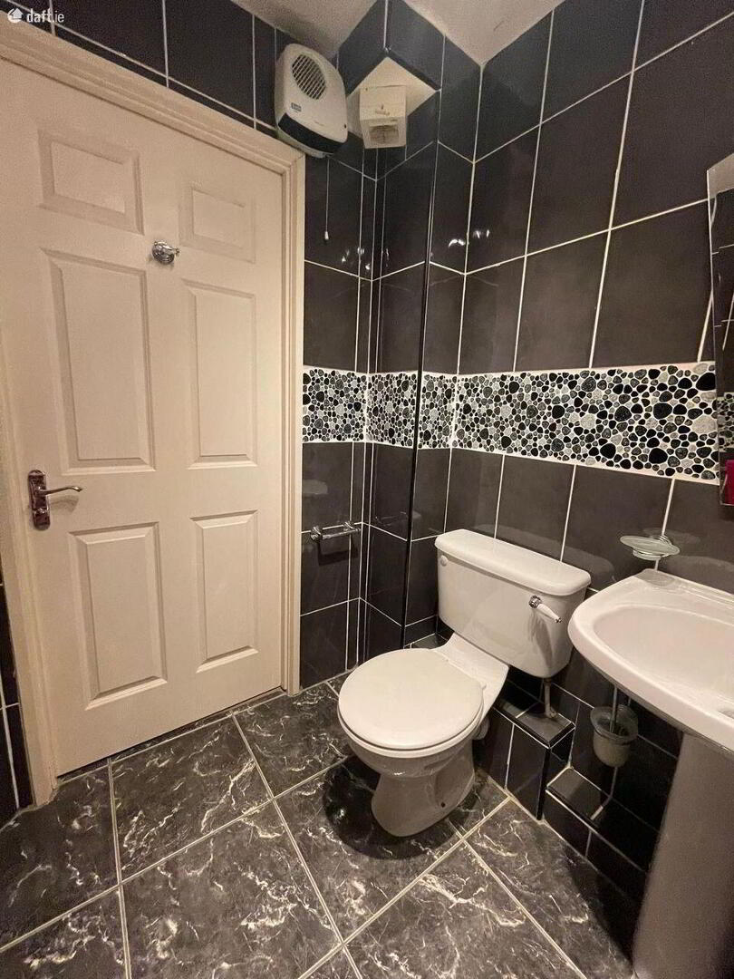 Apartment 34 Talbot Hall 15 of 39