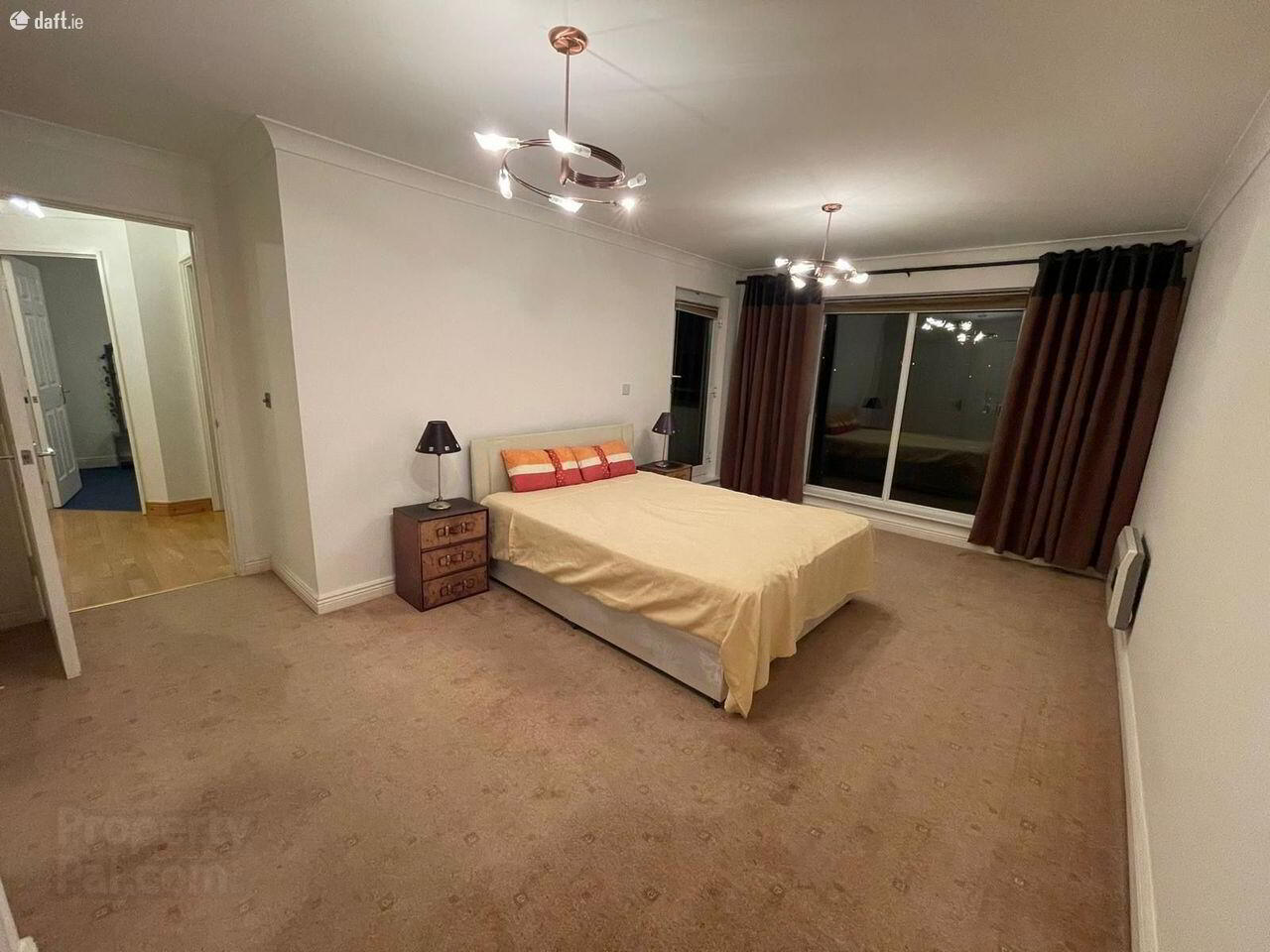 Apartment 34 Talbot Hall 16 of 39