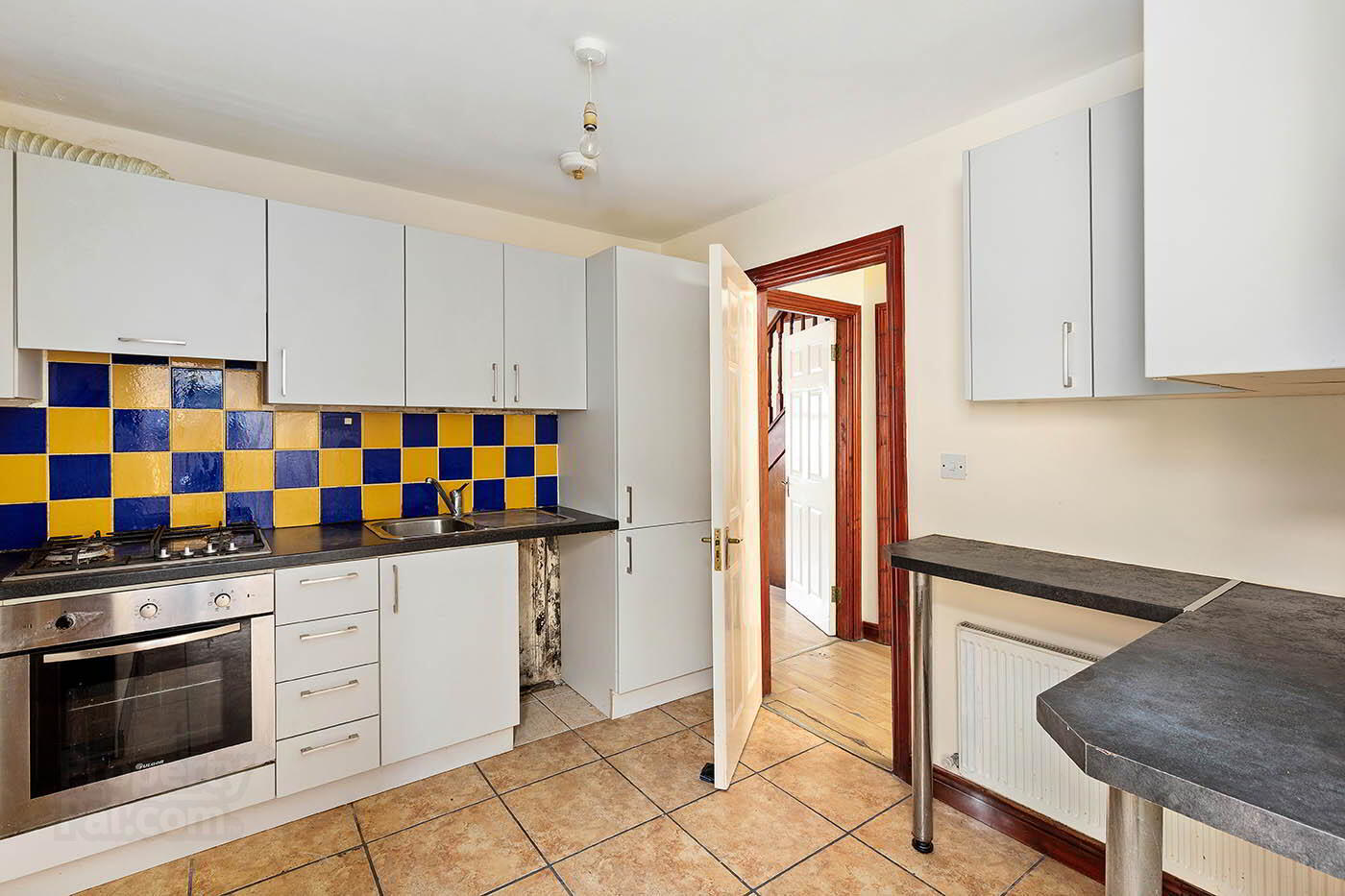 Downey's Cottage, 11 Windmill Road 6 of 16