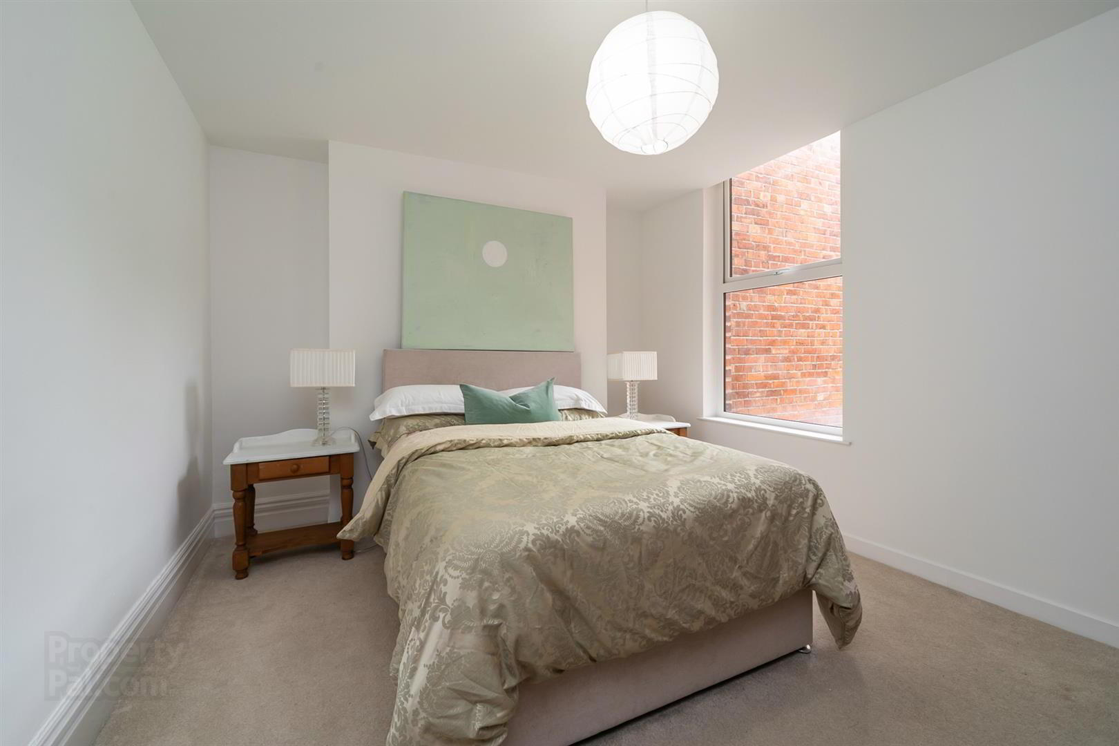 Apt 4, 41 Adelaide Park 11 of 15