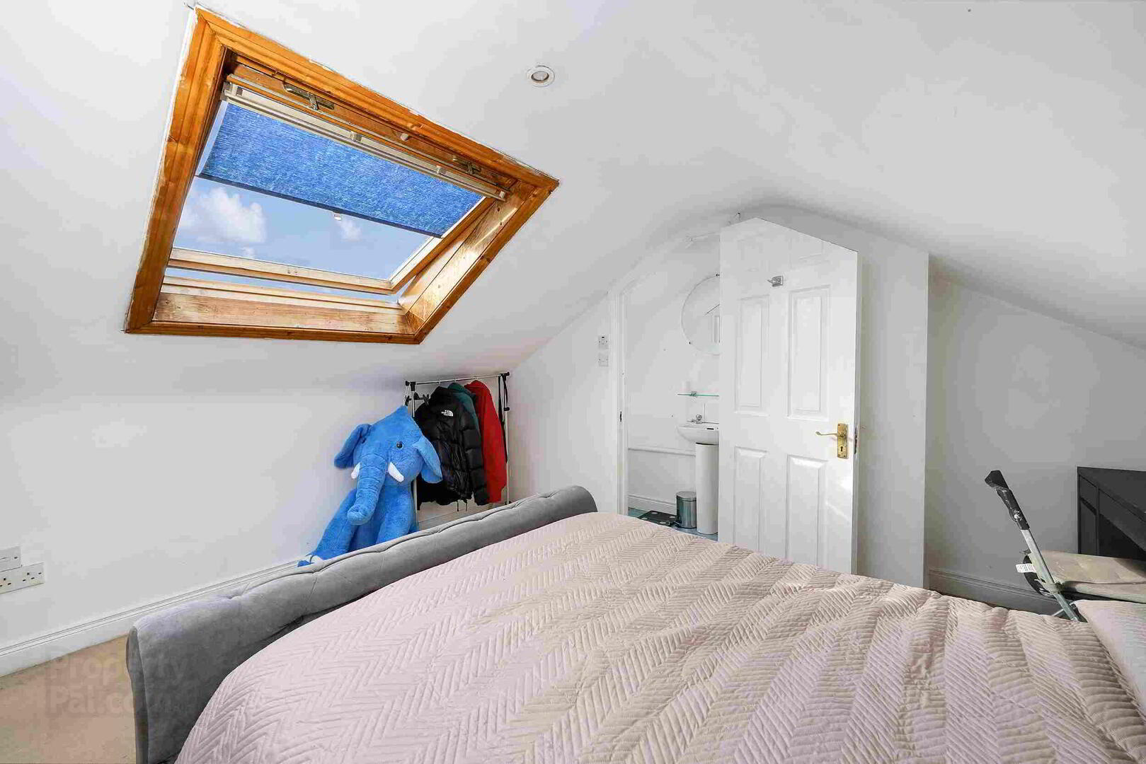 1 Woodvale Crescent 19 of 24