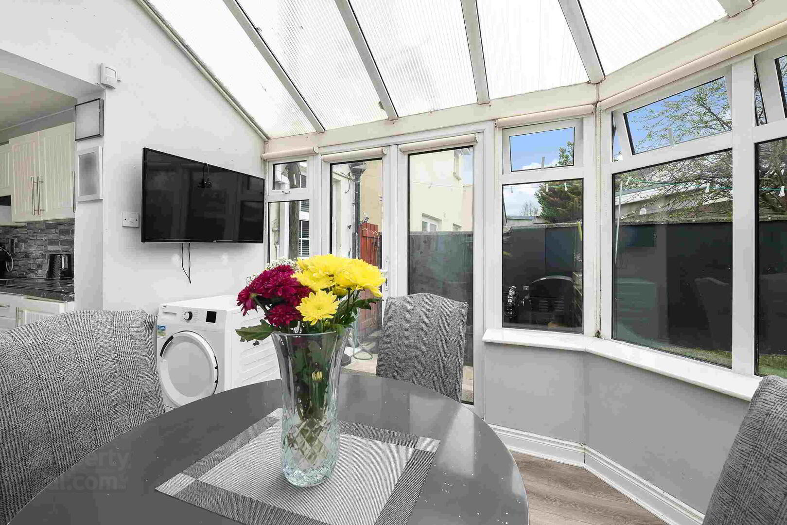 1 Woodvale Crescent 8 of 24