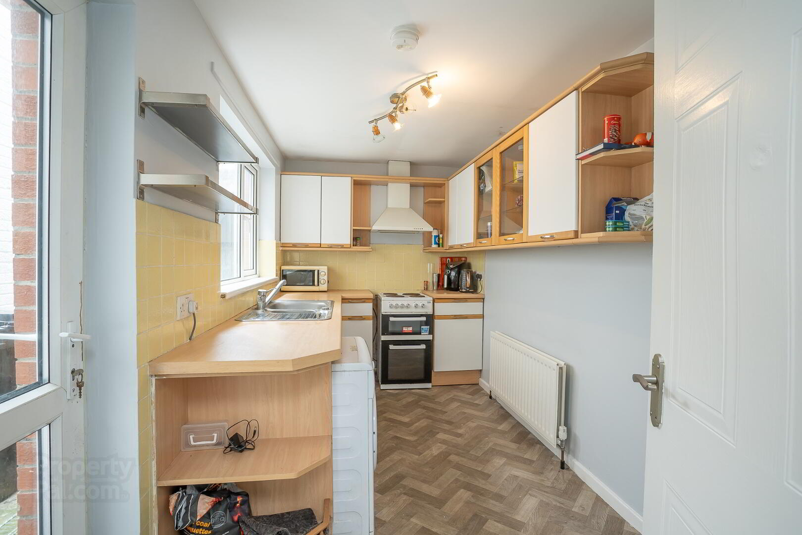 105 Walmer Street 4 of 18