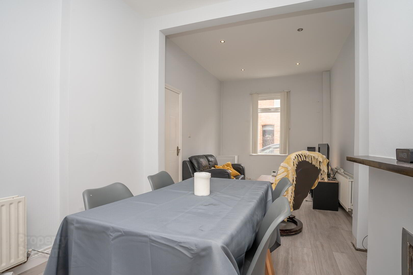 105 Walmer Street 9 of 18