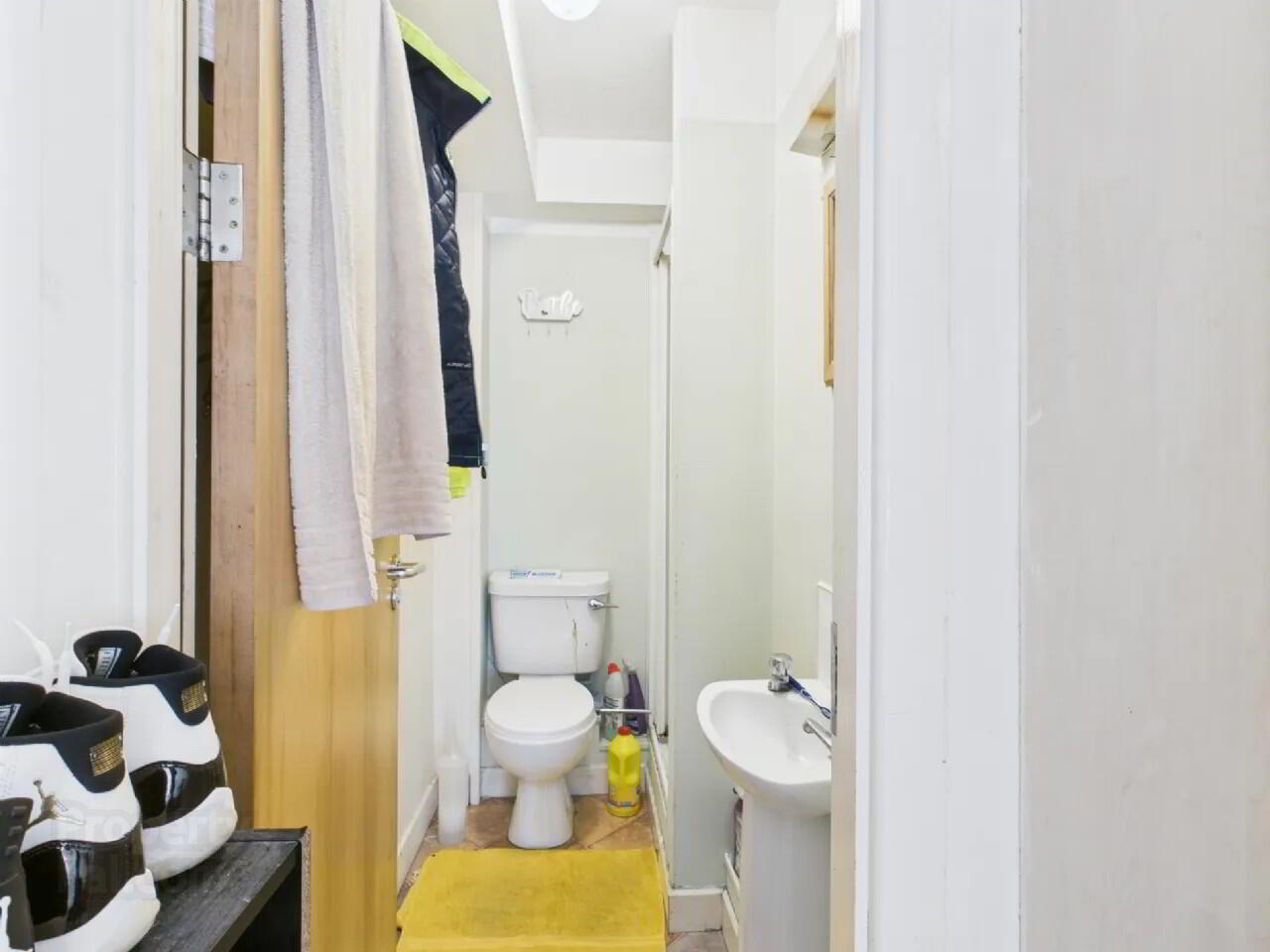 Apt, 17 Penrose Court 6 of 7