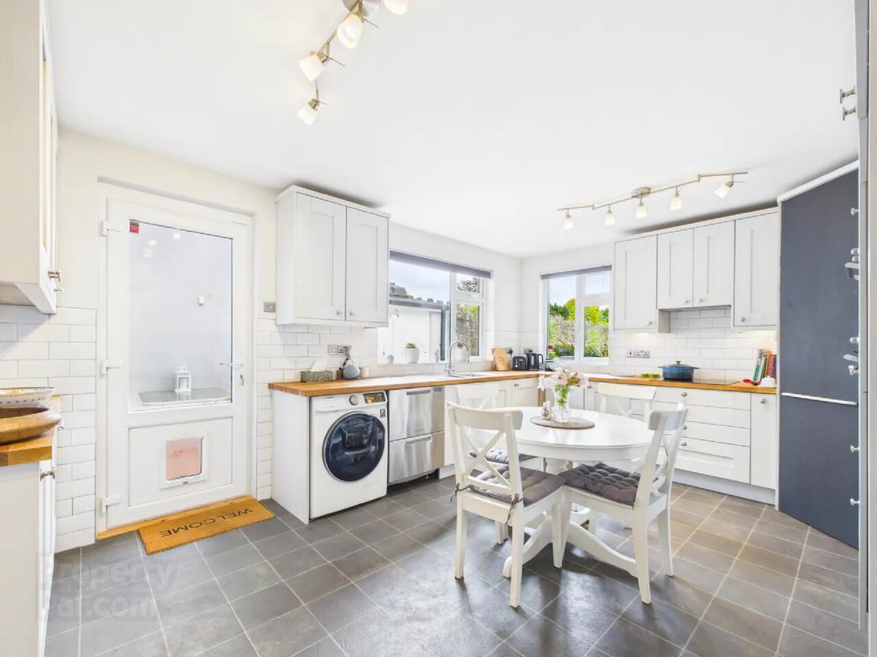 56 O'Brien Street 7 of 25